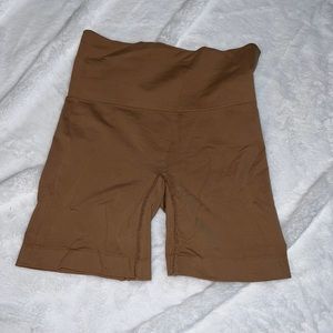 SKIMS smoothing short